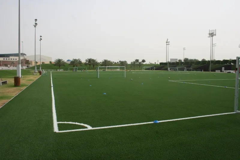 Emirates, Voetbal